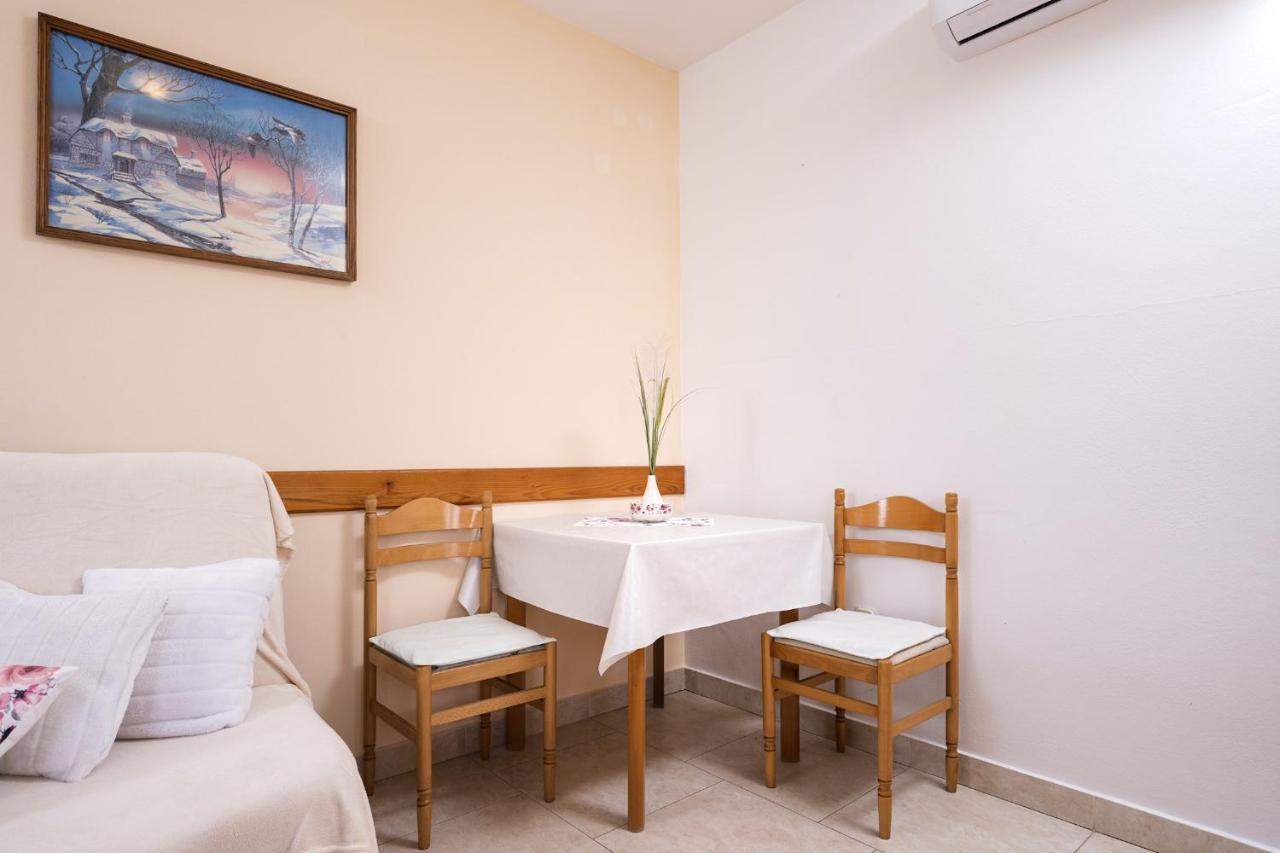 Apartments Zlata Stari Grad  Exteriér fotografie
